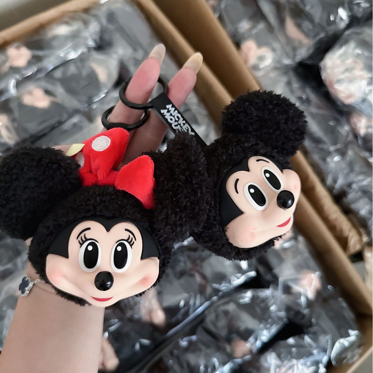 Mickey minnie boneca de pelúci - Anime Merchandise Figure avaliação e preço